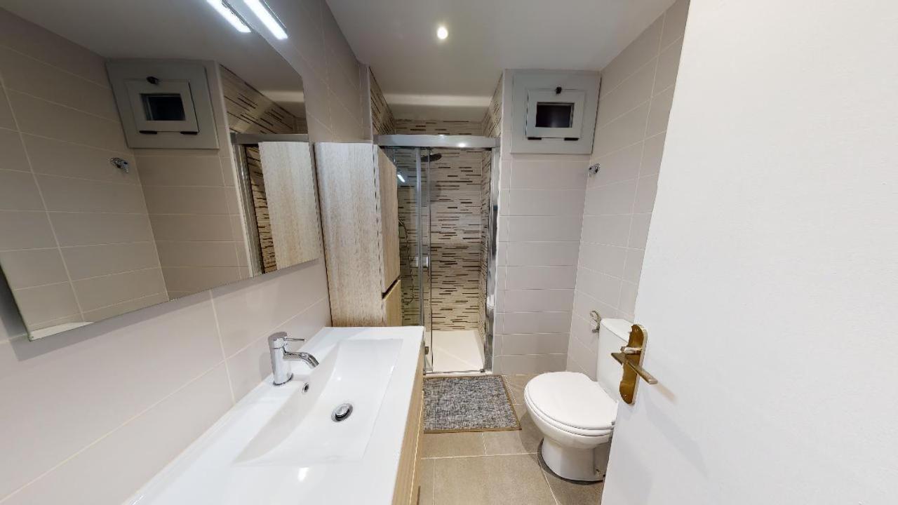 Atico Con Vista Mar. 50 M De La Playa - Casa Nova 13 Apartment Roses Ngoại thất bức ảnh
