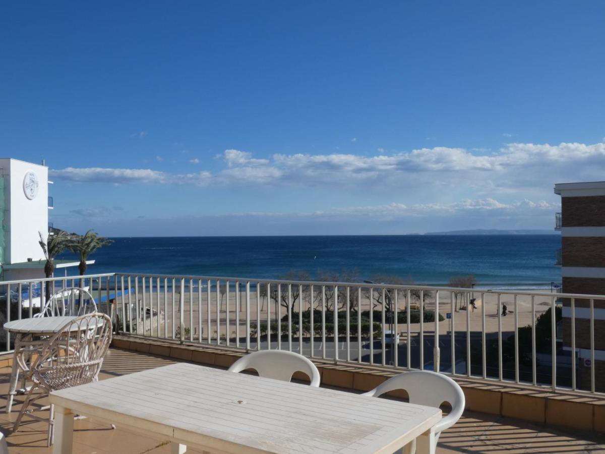 Atico Con Vista Mar. 50 M De La Playa - Casa Nova 13 Apartment Roses Ngoại thất bức ảnh